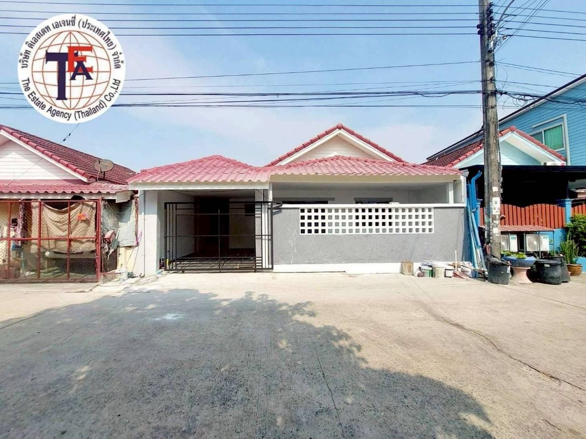ขายทาวน์โฮมมีนบุรี-ร่มเกล้า : ขายบ้านชั้นเดียว หมู่บ้านอมรพันธ์  เลียบวารี 15 หนองจอก ม.เทคโนโลยีมหานคร เดอะไพน์กอล์ฟคลับ โรงพยาบาลเวชการุณย์รักษ์ สำนักงานเขตหนองจอก รร.วัดมัธยมหนองจอก สวนสาธารณะ บิ๊กซ ีแม็คโคร โลตัส สวนวารีภิรมย์ ตลาดสด