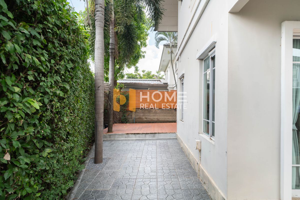 For SaleHouseLadkrabang, Suwannaphum Airport : Passorn Pressing Onnut / 3 Bedrooms (Sale), Passorn Prestige Onnut / 3 Bedrooms (For Sale) FON010