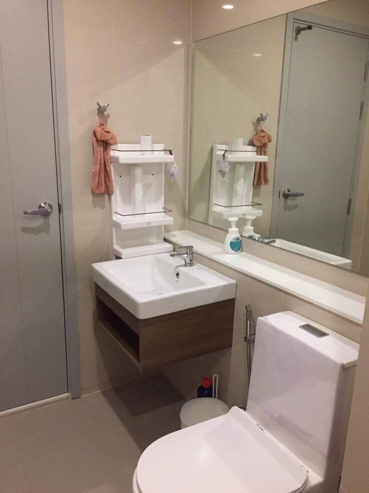 For SaleCondoOnnut, Udomsuk : Urgent sale ✨ Aspire Sukhumvit - Onnut ✨ Near BTS On Nut, complete with furniture and appliances