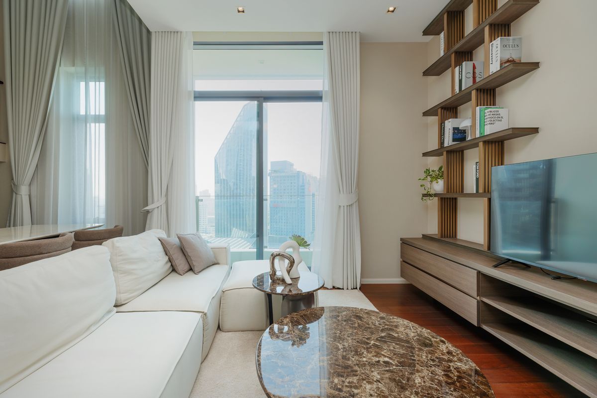 For RentCondoSukhumvit, Asoke, Thonglor : Diplomat Sukhumvit 39; 3 Bed Duplex, good price