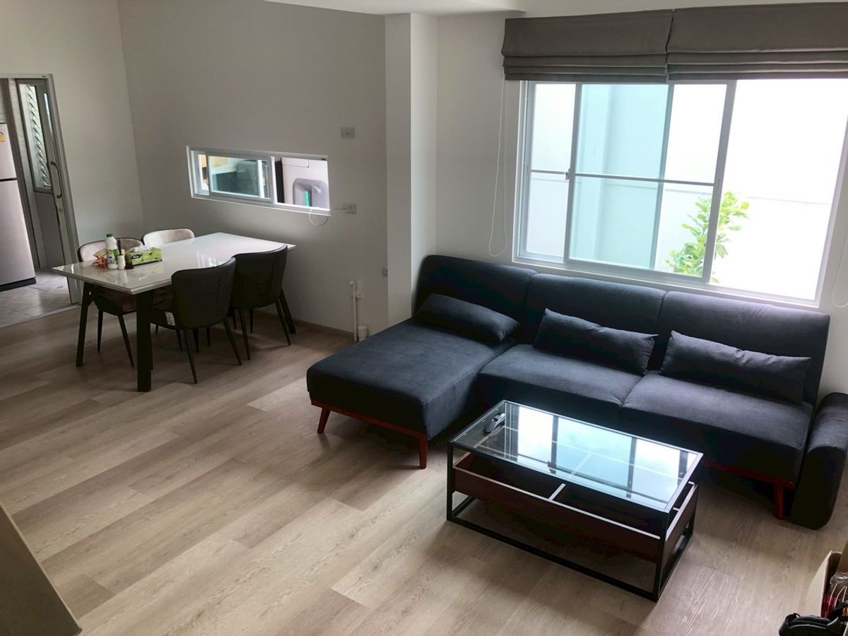 For RentTownhomeBangna, Bearing, Lasalle : 💥ForRent💥Indy Bangna-Ramkhamhang 2 🏡 Near Mega Bangna  ‼️Fully Furnished ‼️ Corner House ✨Ready to move in 🌟