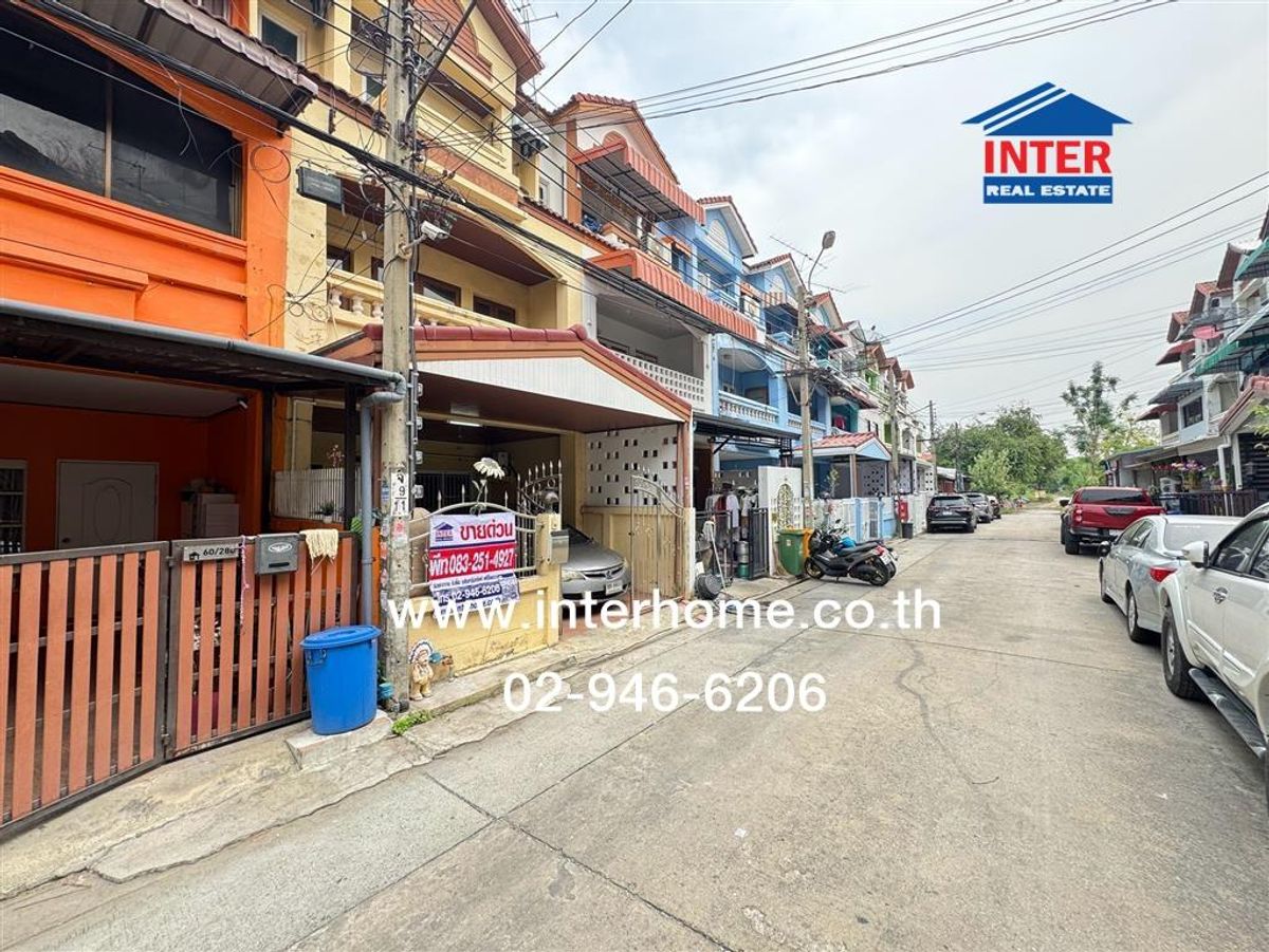 ขายทาวน์โฮมนวมินทร์ รามอินทรา : ทาวน์โฮม 3 ชั้น 22.5 ตร.ว. หมู่บ้านเพลินวิลล์ รามอินทรา40 เเยก 33-52 ใกล้ BTSรามอินทรา40 ถนนรามอินทรา เขตบึงกุ่ม กรุงเทพมหานคร