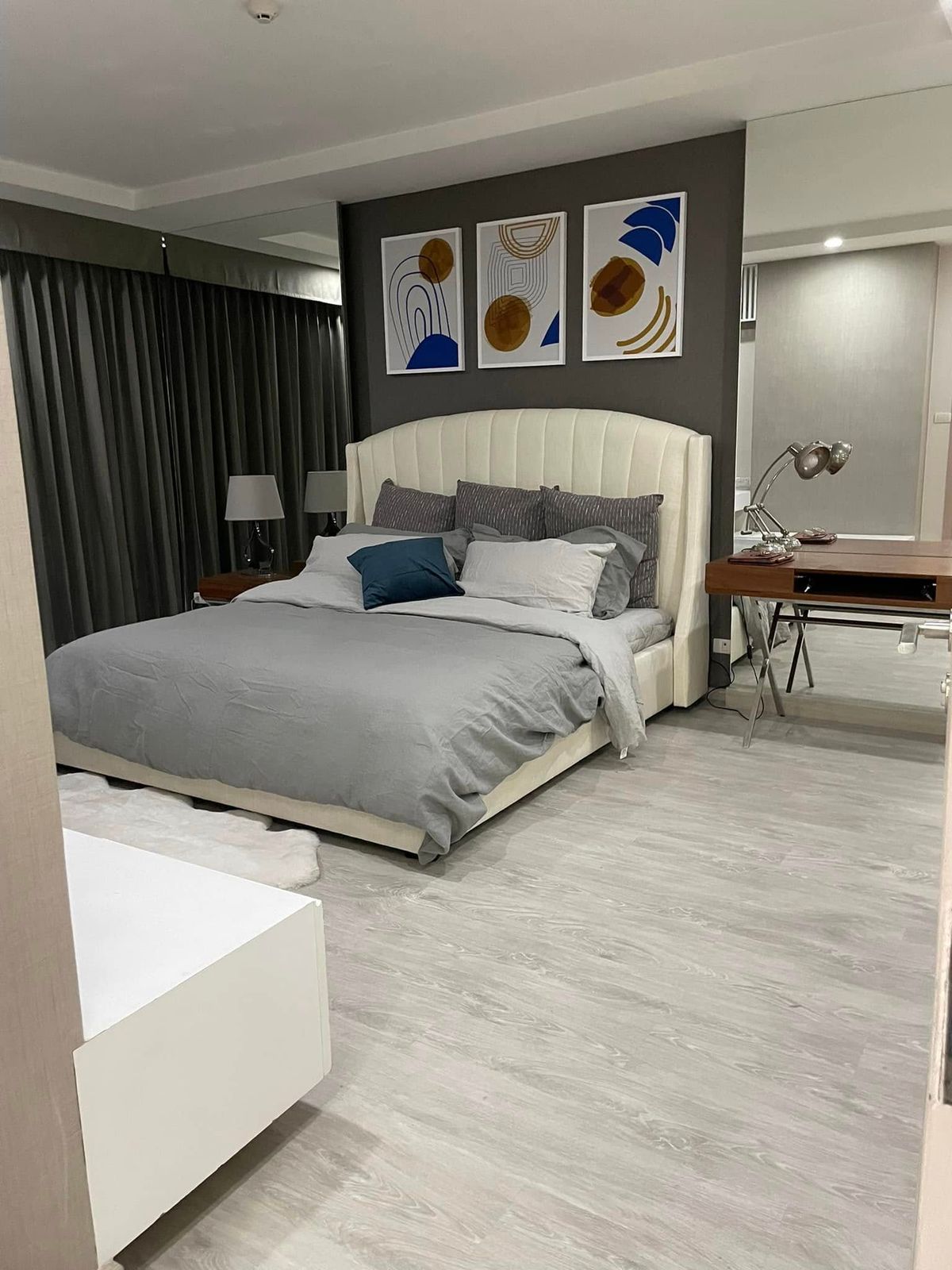 For SaleCondoWitthayu, Chidlom, Langsuan, Ploenchit : Hot Deals !!! ✨O2 hip✨2, 2 bedrooms, 100 sqm. Near BTS Ploenchit Tel.0982645161  