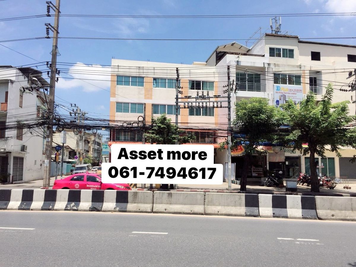 ให้เช่าอาคารพาณิชย์เยาวราช บางลำพู : ให้เช่าอาคารพาณิชย์ 3.5 ชั้น (รวมดาดฟ้า) ตึกมุมติดถนน ขนาด 42 ตรว พื้นที่ใช้สอย 500 ตรม.  แขวงบางลำพูล่าง  เขตคลองสาน กทม