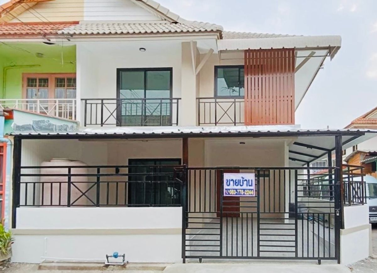 For SaleTownhomePathum Thani,Rangsit, Thammasat : Urgent sale, the owner sells himself, Pruksa 9, at the beginning of the project, good location after the corner