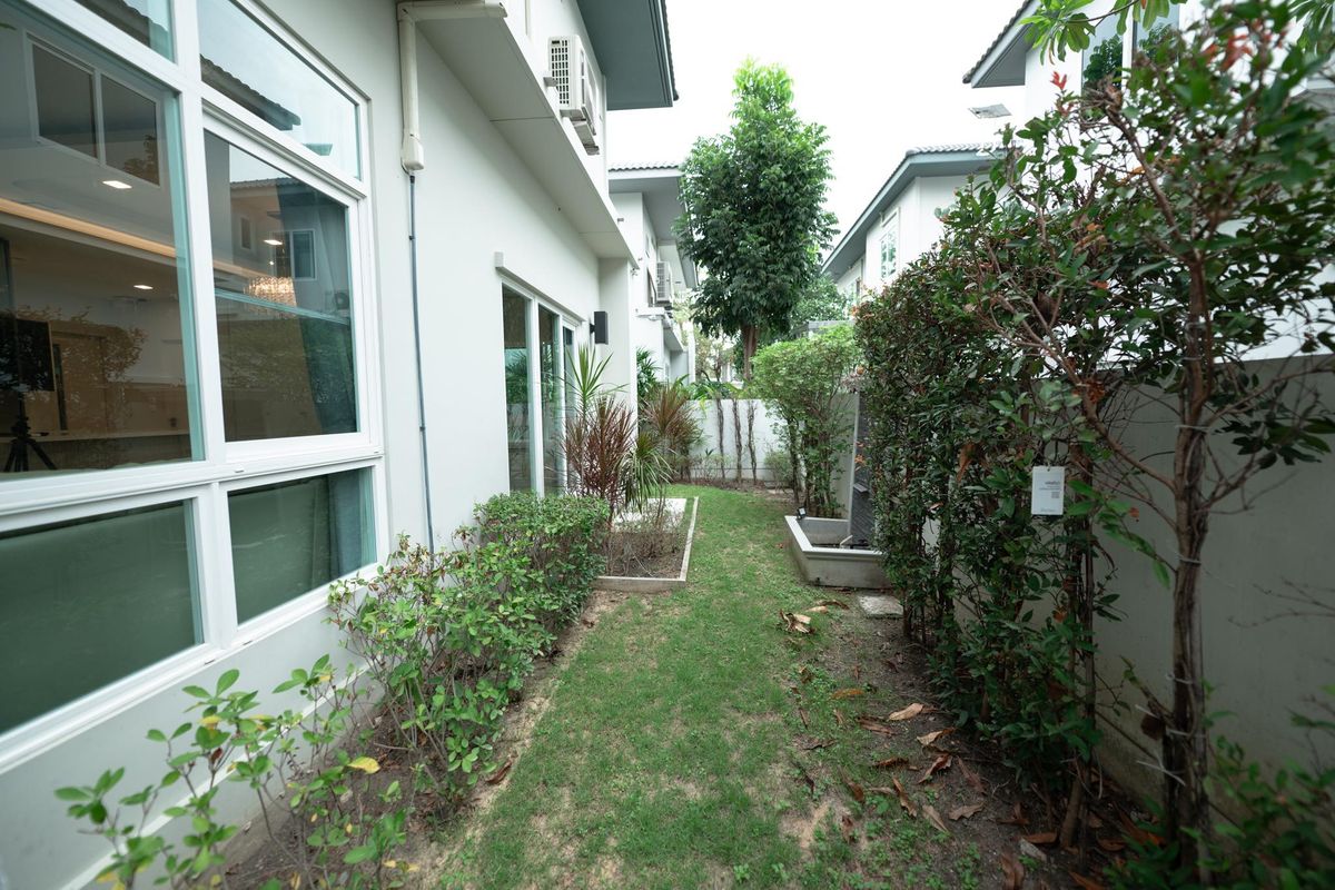 HouseLadkrabang, Suwannaphum Airport : K-6323 Sell! Detached house, Manthana, Bang Na Wong Ring, ready to be near Mega Bangna