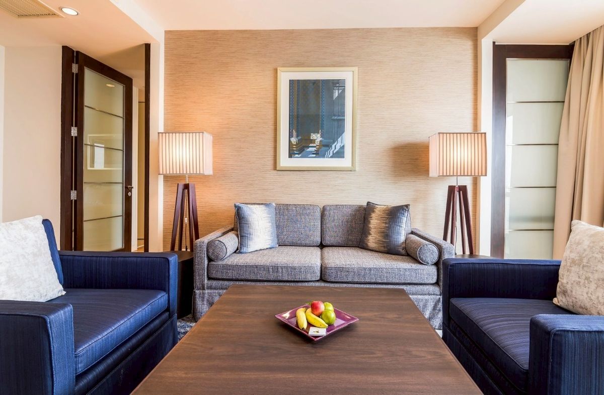 ให้เช่าคอนโดสุขุมวิท อโศก ทองหล่อ : ✨ให้เช่า คอนโดหรู 2ห้องนอน เฟอร์นิเจอร์ตกแต่งพร้อมเข้าอยู่ ระเบียงวิวสวยมองเห็นตึกสูง ตั้งอยู่ใกล้กับสถานที่ท่องเที่ยวสำคัญของกรุงเทพมหานคร