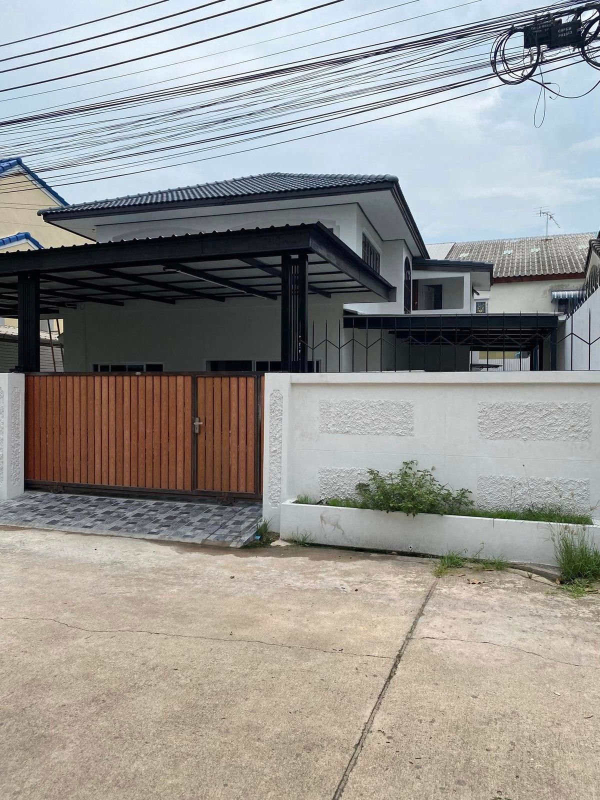 ขายบ้านลาดกระบัง สุวรรณภูมิ : เดอะมาสเตอร์ รอยัล สวนหลวง ร.9 / 3 ห้องนอน (ขาย), The Master Royal Suan Luang Rama 9 / 3 Bedrooms (FOR SALE) FON011