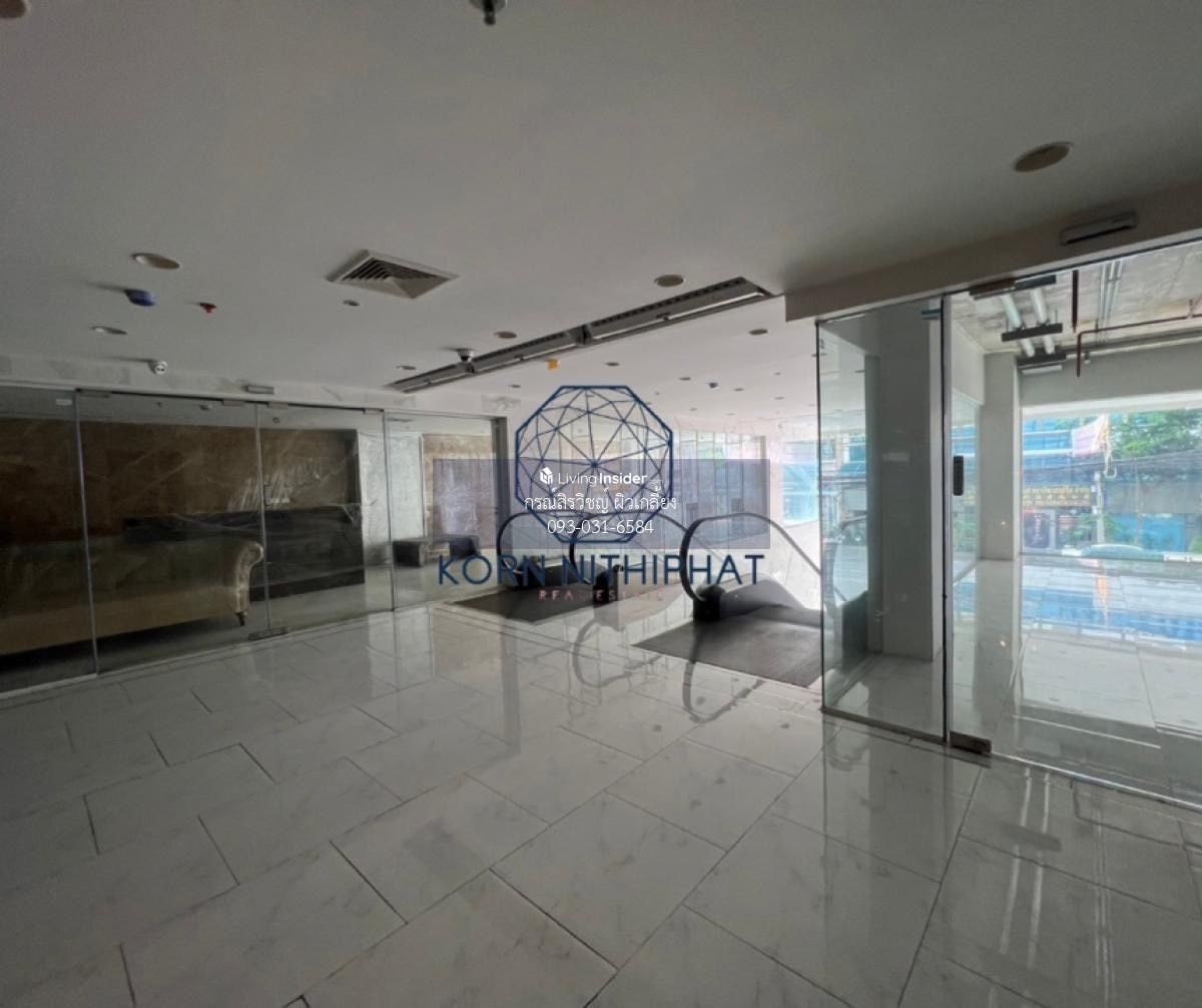 For RentRetail SpaceYaowarat, Banglamphu : Rental space in the Yaowarat hotel in the spa business, onsen massage shop, near MRT, Dragon Temple, 400 meters. Foreigners, tourist attractions