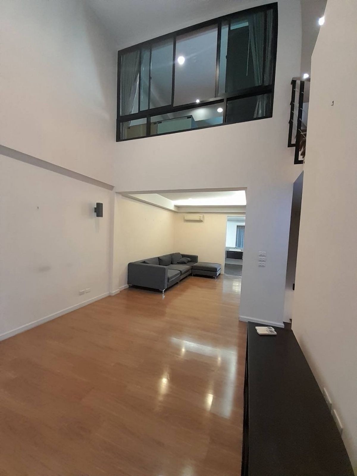 ขายทาวน์โฮมอ่อนนุช อุดมสุข : 📢👇ขายพร้อมผู้เช่า ถึง มีนาคม 2026
Townhome 3 ชั้นครึ่ง ราคาดี เงียบสงบ เดินทางสะดวก ใกล้จุดขึ้นลงทางด่วน