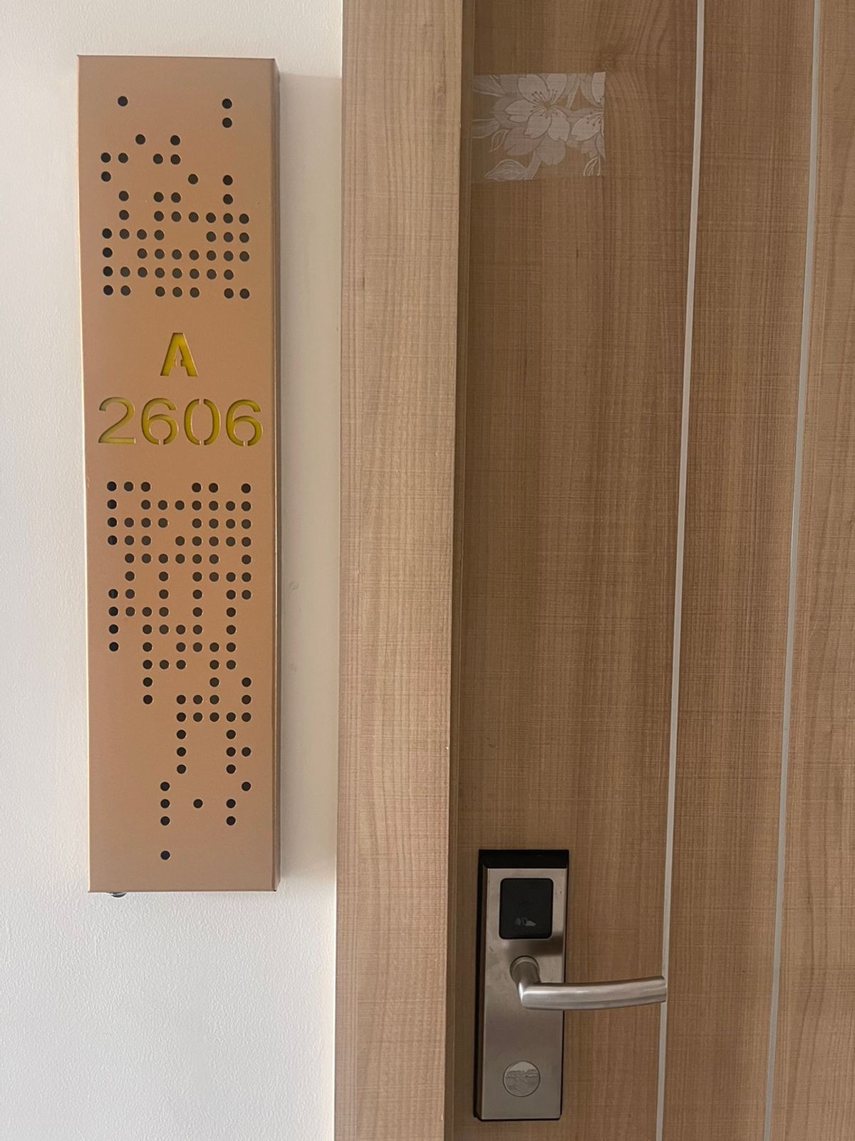 ขายคอนโดแจ้งวัฒนะ เมืองทอง : For sale Condo Riviera Wongamat Foreign quota (S03-2001) 