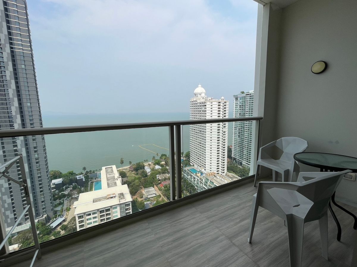 ขายคอนโดแจ้งวัฒนะ เมืองทอง : For sale Condo Riviera Wongamat Foreign quota (S03-2001) 