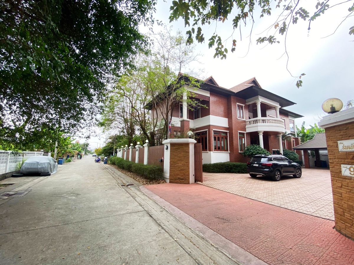 ขายบ้านบางนา แบริ่ง ลาซาล : ขาย บ้านเดี่ยวพร้อมที่ดิน ถ.บางนาตราด 1364 ตร.ม. ใกล้ Mega Bangna