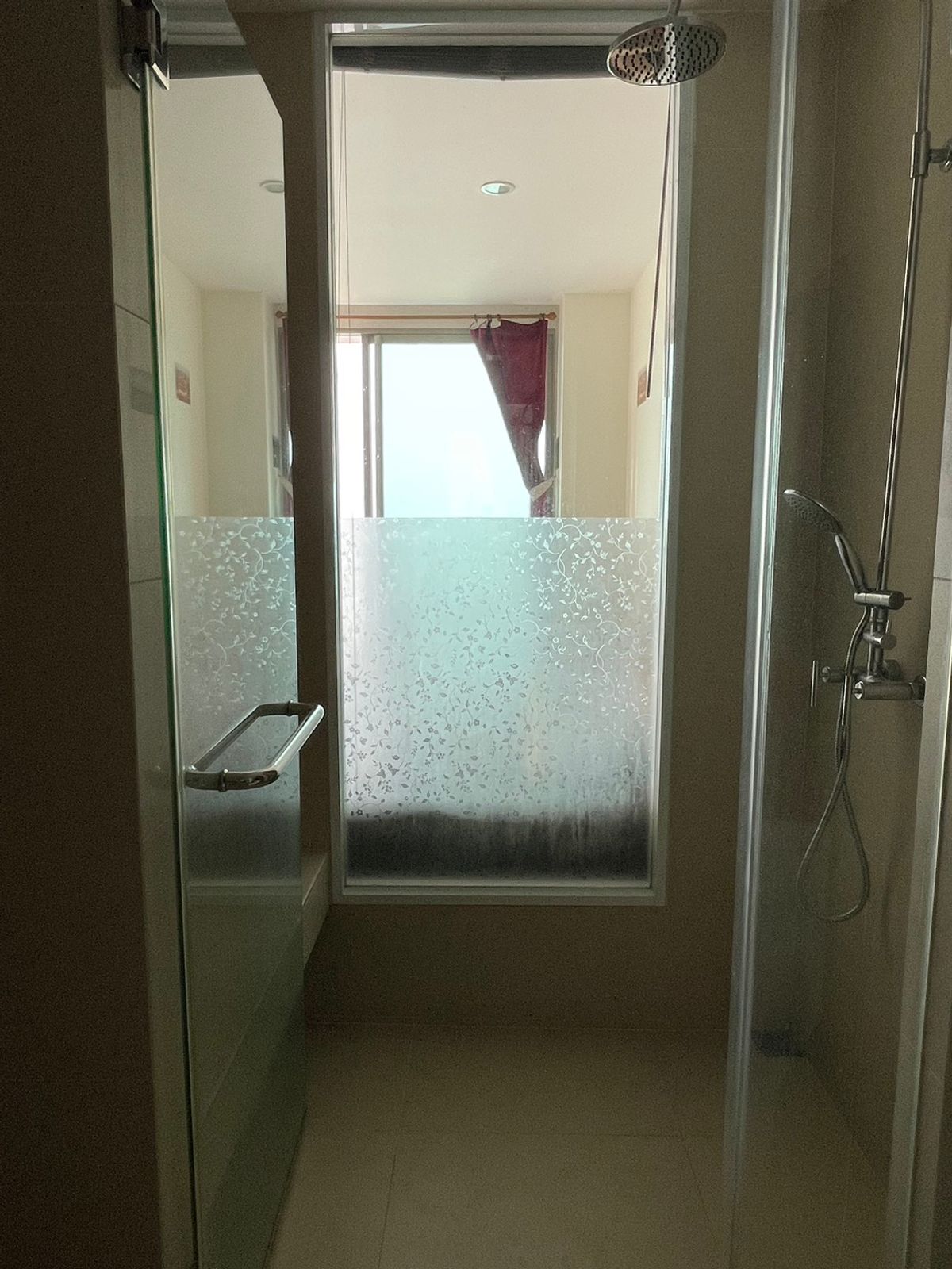 ขายคอนโดแจ้งวัฒนะ เมืองทอง : For sale Condo Riviera Wongamat Foreign quota (S03-2001) 