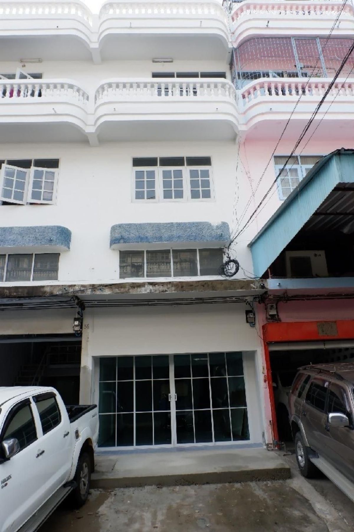 ให้เช่าอาคารพาณิชย์ท่าพระ ตลาดพลู วุฒากาศ : ให้เช่าอาคารย่านตลาดพลู เหมาะทำออนไลด์ และ พักอาศัย