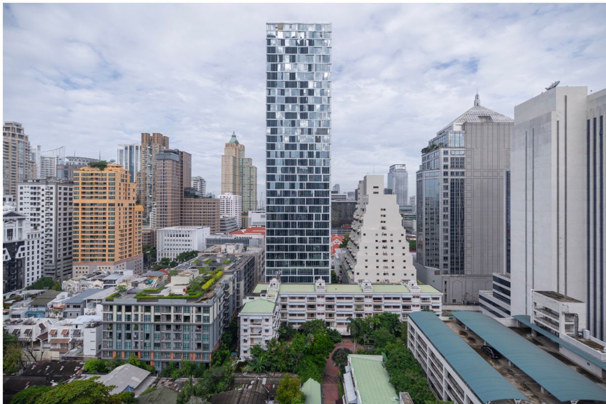 ให้เช่าคอนโดวิทยุ ชิดลม หลังสวน : ✨Tonson One Residence 💯Safety Highly recommend 1B 1B size 66, Nice view, Fully furnished, Rent 125,000 THB (Fern 081-5965196)