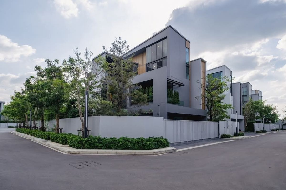 ให้เช่าบ้านพัฒนาการ ศรีนครินทร์ : 🔥💰🔥Vive กรุงเทพกรีฑา หลังโรงเรียนเวลลิงตัน