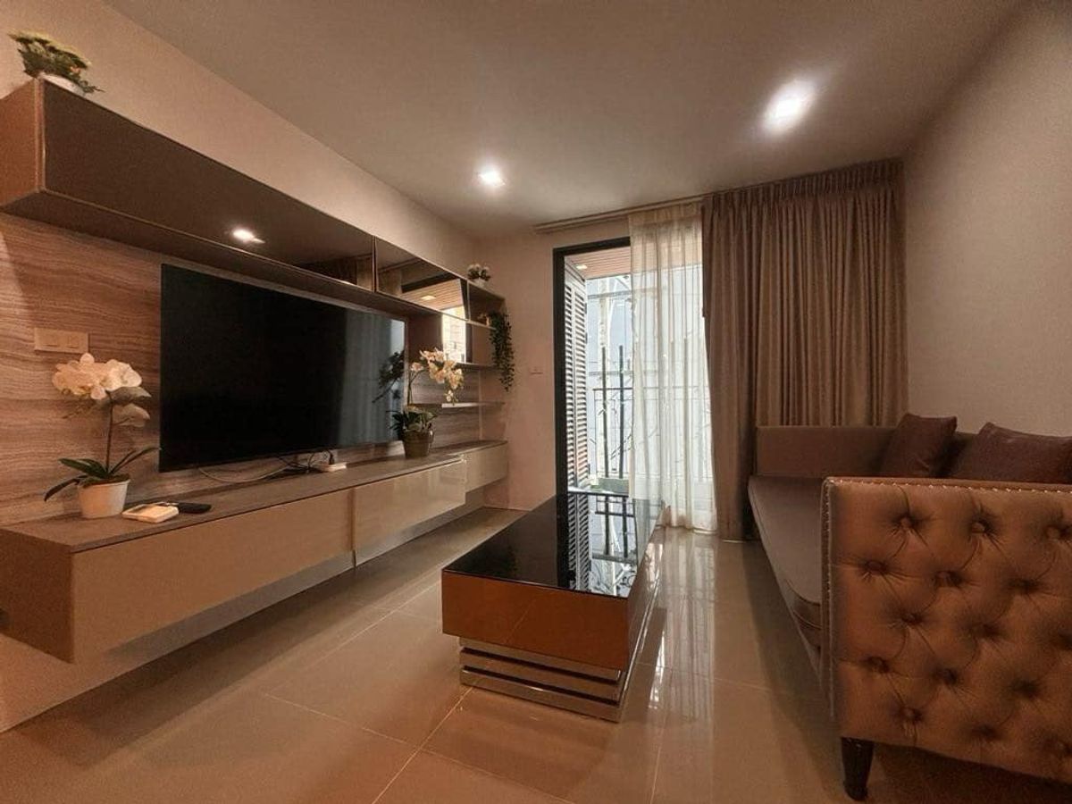 For RentCondoSukhumvit, Asoke, Thonglor : LTH12216 - Mirage Sukhumvit 27 For Rent Size 66 SQM. 2 Beds 2 Baths Near BTS Asok Station Only 40K/Month