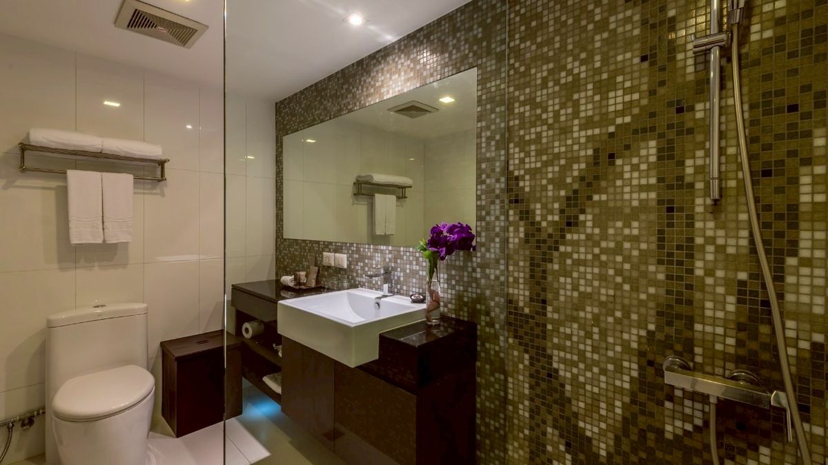 ให้เช่าคอนโดสุขุมวิท อโศก ทองหล่อ : ✨ให้เช่า ห้องสตูดิโอ เฟอร์นิเจอร์และเครื่องใช้ไฟฟ้า พร้อมเข้าอยู่ วิวระเบียงกว้าง เดินทางสะดวก ใกล้ BTSอโศก