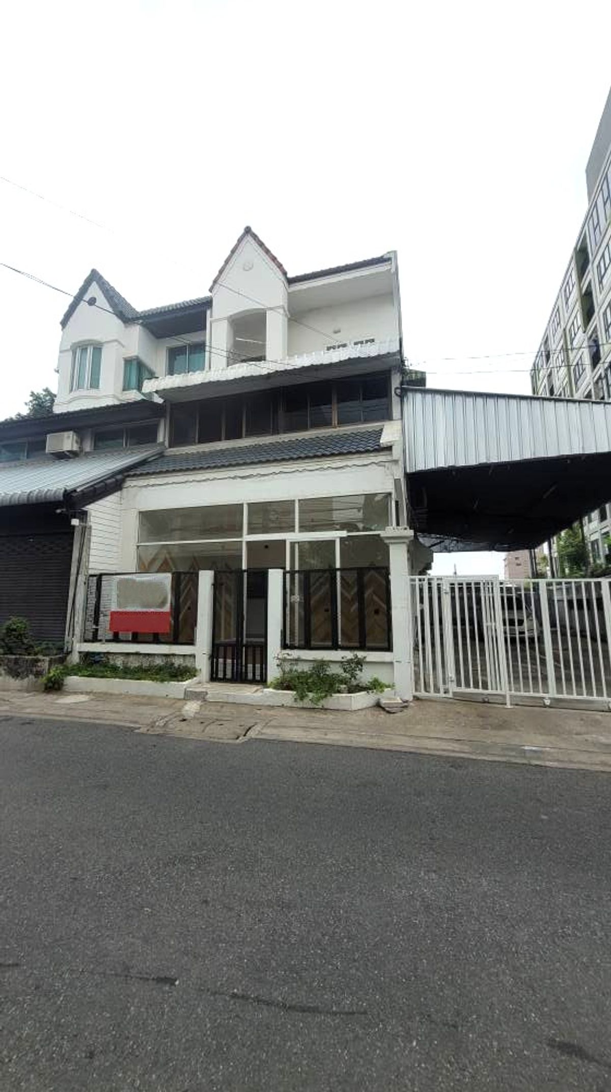 For RentHome OfficeRatchadapisek, Huaikwang, Suttisan : Home Office Ladprao 