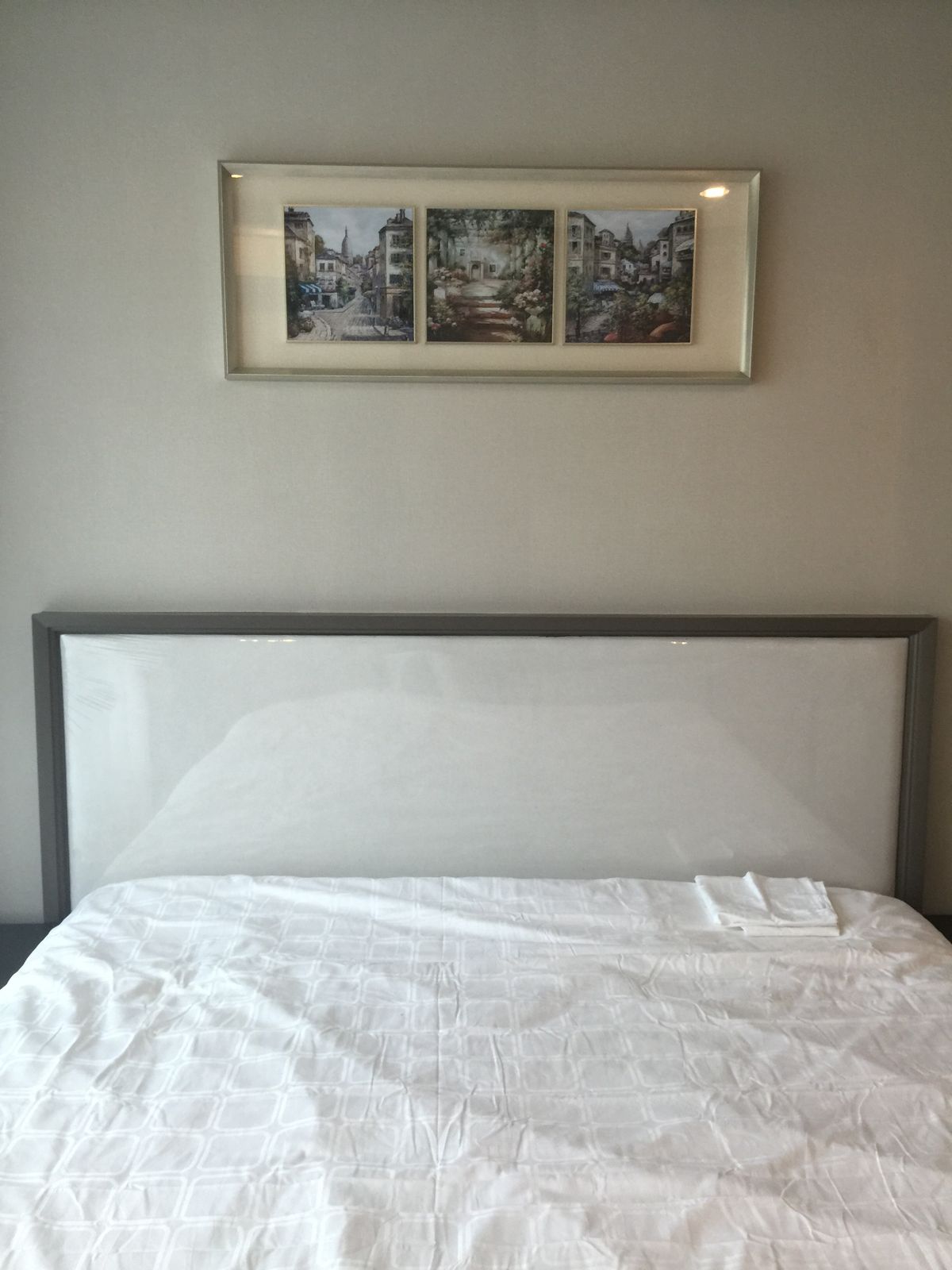 For SaleCondoSiam Paragon ,Chulalongkorn,Samyan : The Reserve Kasemsan 3【𝐒𝐄𝐋𝐋 & 𝐑𝐄𝐍𝐓】🔥Simple and elegant in every dimension. Gray-Cream tone adds more expensiveness with premium built-in furniture 🔥 Contact Line ID: @hacondo