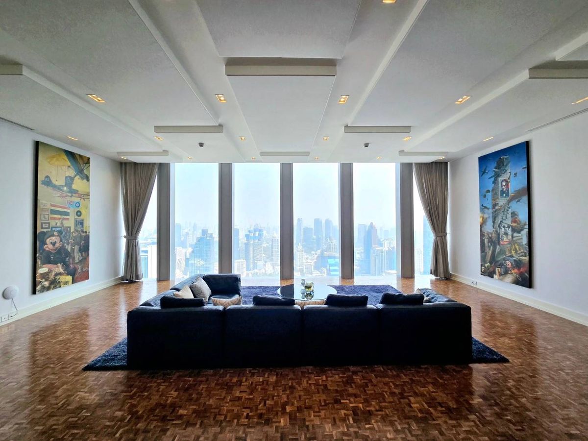 ขายคอนโดสาทร นราธิวาส : ♦ Prime Location ♦ ชั้น 55++ 400.00 ตร.ม. | 4 ห้องนอน 4 ห้องน้ำ | ใกล้ BTS ช่องนนทรี 2 นาที, คิง เพาเวอร์ มหานคร 3 นาที, ตรีนิตีมอลล์ 3 4 นาที