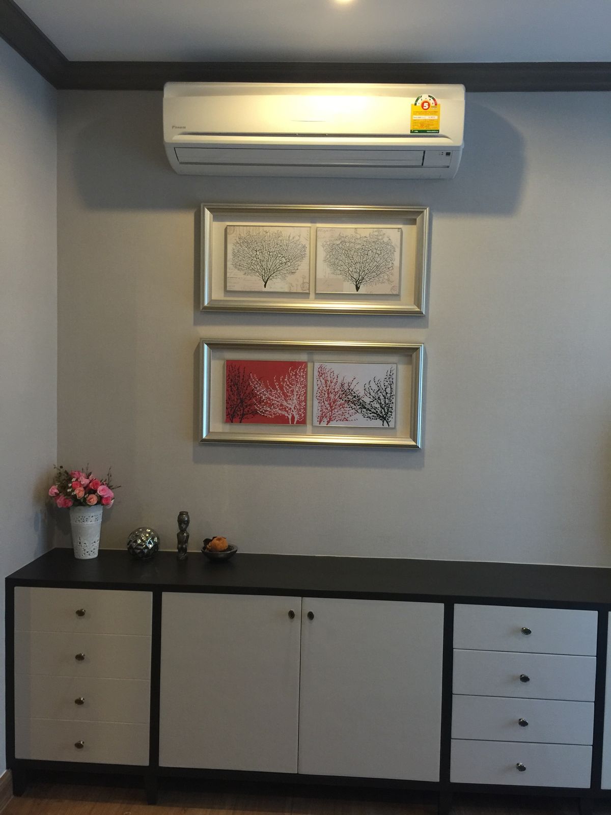 For SaleCondoSiam Paragon ,Chulalongkorn,Samyan : The Reserve Kasemsan 3【𝐒𝐄𝐋𝐋 & 𝐑𝐄𝐍𝐓】🔥Simple and elegant in every dimension. Gray-Cream tone adds more expensiveness with premium built-in furniture 🔥 Contact Line ID: @hacondo