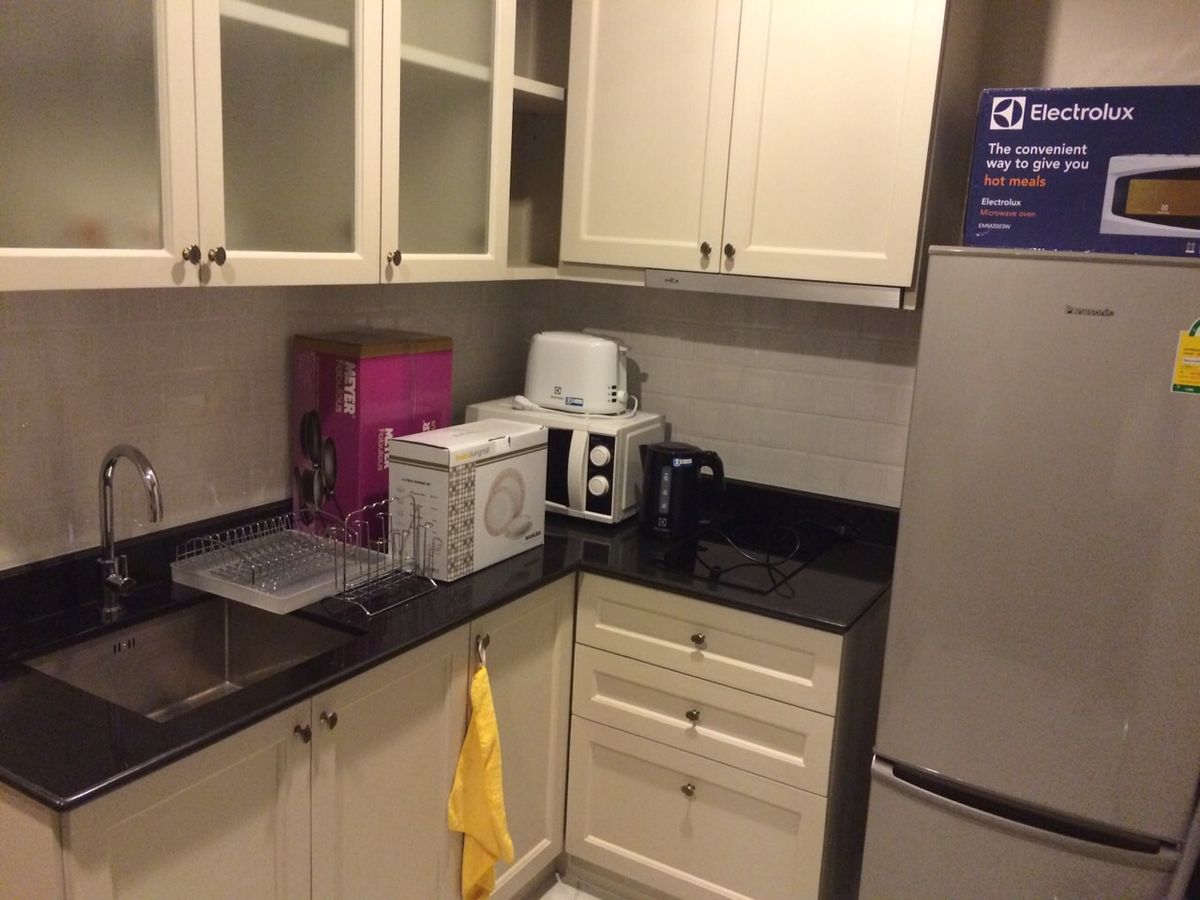 For SaleCondoSiam Paragon ,Chulalongkorn,Samyan : The Reserve Kasemsan 3【𝐒𝐄𝐋𝐋 & 𝐑𝐄𝐍𝐓】🔥Simple and elegant in every dimension. Gray-Cream tone adds more expensiveness with premium built-in furniture 🔥 Contact Line ID: @hacondo