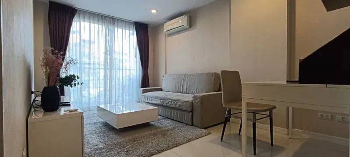For RentCondoPattanakan, Srinakarin : For Rent & GT; & GT; Element Srinakarin & GT; & GT; 41.53 sqm. Floor 3, Building 1, opposite the Seacon Square, fully decorated. #LV-MO1619