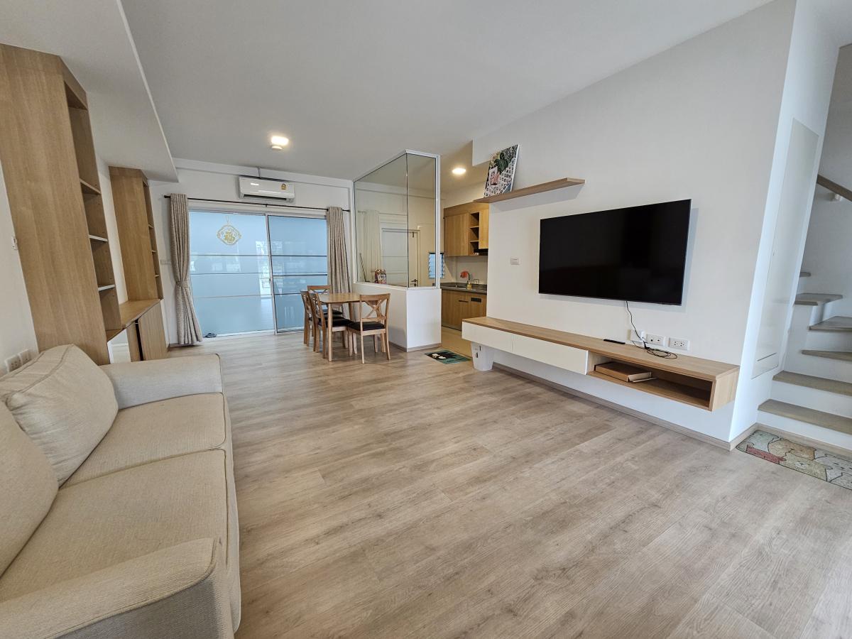 ให้เช่าทาวน์โฮมบางนา แบริ่ง ลาซาล : บ้านเดี่ยว 3 ห้องนอน ใกล้บางนา-รามคำแหง เริ่ม 45,000 บาท/เดือน 3-Bed Single House near Bangna-Ramkhamhaeng, Rent from 45,000 THB/month