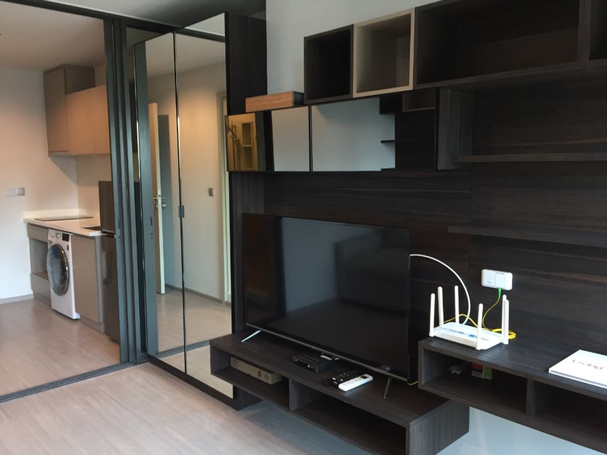 For RentCondoLadprao, Central Ladprao : LIFE LADPRAO Building A, the north, the best view, free cleaning