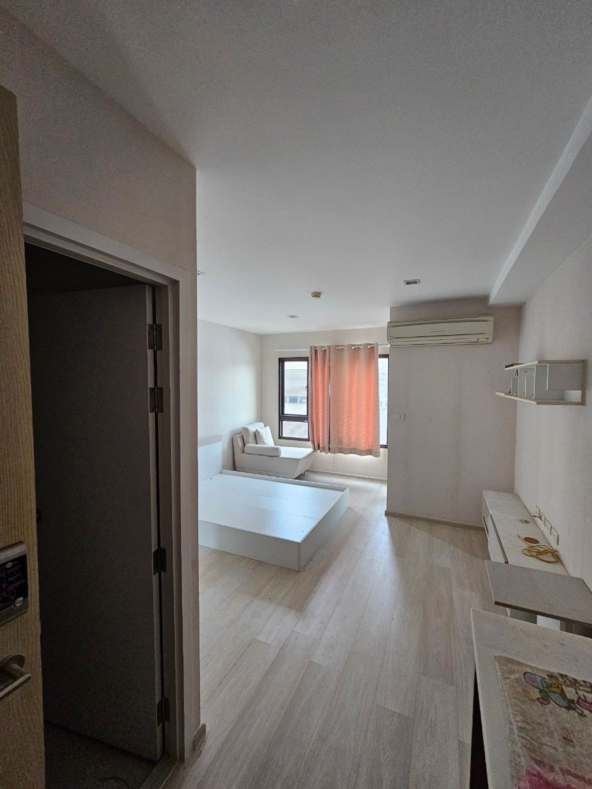 For SaleCondoSathorn, Narathiwat : Low-Rice condo for sale in Sathorn area, Lette Pixel Sathorn, 1 bedroom, 1 bathroom, Building B, Floor 5, 22.35 sq.m., interested.