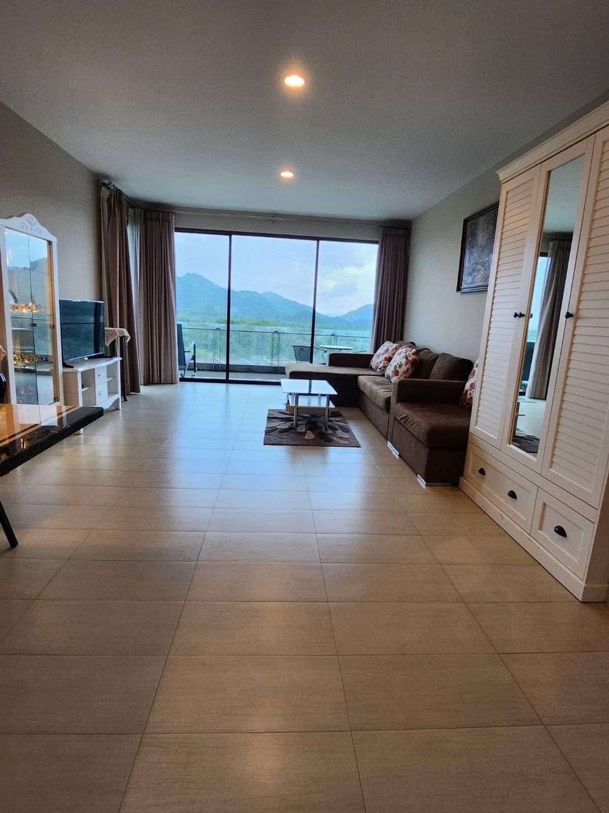 For RentCondoPak Chong KhaoYai : Free ✅* Owner Post* Condo rental 360 Pano Khao Yai Khao Yai, beautiful mountain view on the hill Good weather all year round