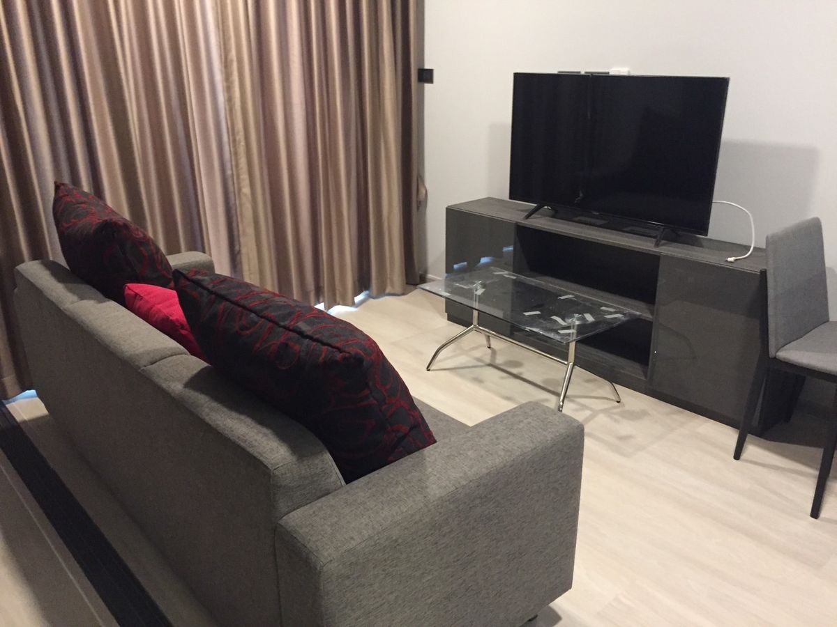 ให้เช่าคอนโดสุขุมวิท อโศก ทองหล่อ : For Rent!! Venio Sukhumvit 10 (Low Rise Condo 8 floors) Rent Price!! 21,000฿ per month❤️‍🔥1 Bedrooms 1 Bathroom size 33.8 sq.m. Contract Aomam (agent) Tel./Line id : 0955871692 WhatsApp : +66 95 587 1692