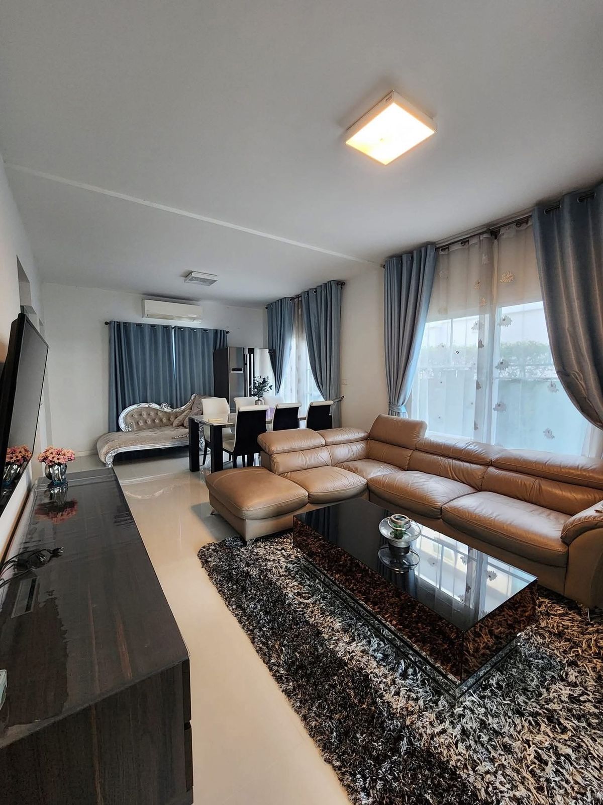 For RentHouseNawamin, Ramindra : Rent a detached house, Chaiyapruek, Jatujot, Soi 10-Watcharapol, near Sai Wenu, The Legacy Golf Club
