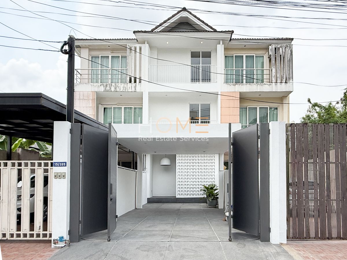 ขายทาวน์โฮมรัชดา ห้วยขวาง : ทาวน์โฮมรัชดา 36 / 4 ห้องนอน (ขาย), Townhome Ratchada 36 / 4 Bedrooms (FOR SALE) MEAW630