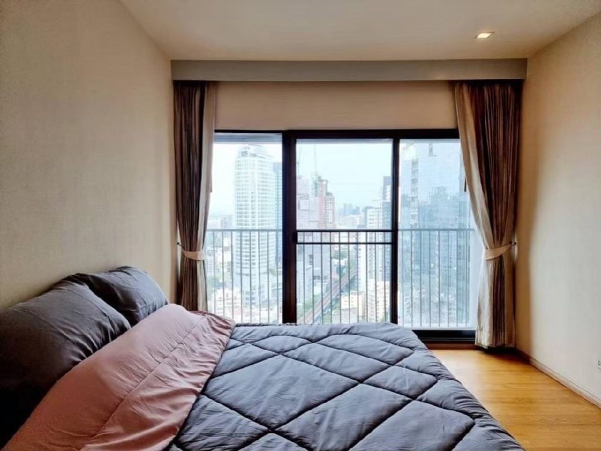 ให้เช่าคอนโดสุขุมวิท อโศก ทองหล่อ : Condo For Rent #Noble Remix Sukhumvit36  #2ห้องนอน วิวเมือง สวย จากห้องนอน