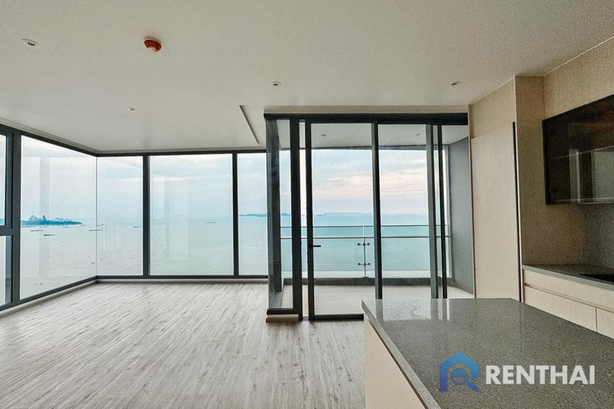 For SaleCondoPattaya, Bangsaen, Chonburi : Luxurious 2bed Condo in Arom Wongamat, Pattaya