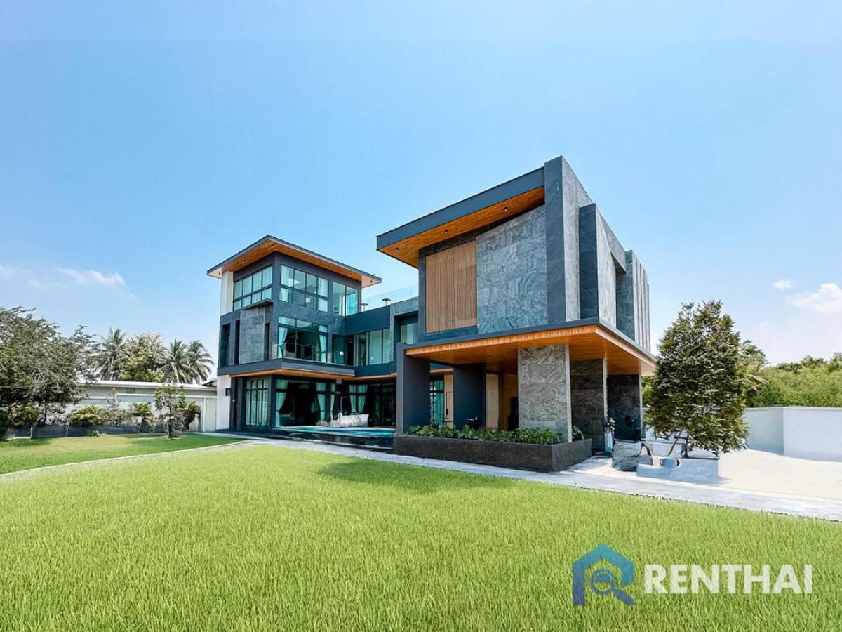 ขายบ้านพัทยา บางแสน ชลบุรี สัตหีบ : วิลล่าพร้อมสระว่ายน้ำ 3 ชั้นสุดหรูในพัทยา ออกแบบกว้างขวาง ทันสมัย และมอบความสะดวกสบายสูงสุด