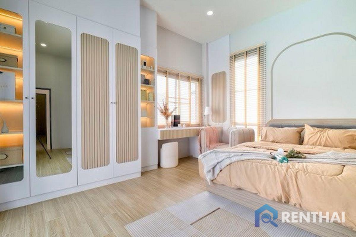 ขายบ้านพัทยา บางแสน ชลบุรี สัตหีบ : สำหรับ ขาย บ้าน 4 ห้องนอน ที่ หนองปรือ