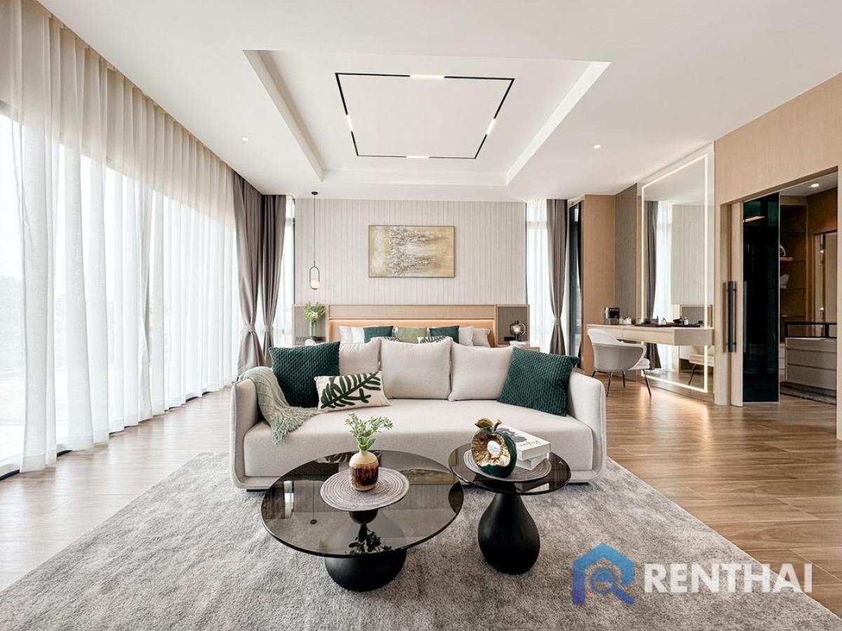 For SaleHousePattaya, Bangsaen, Chonburi : Stunning 3-Story Pool Villa in Pattaya  Spacious Design, Modern Living & Ultimate Comfort