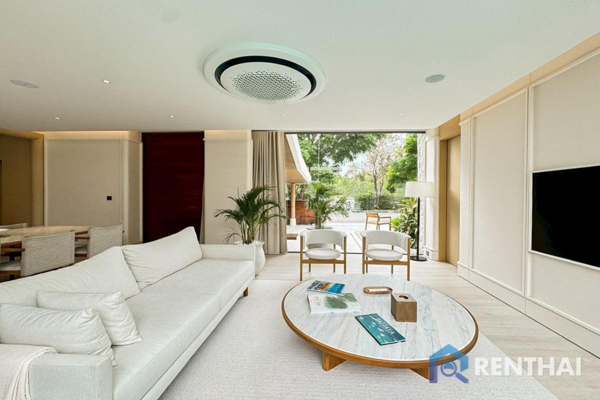 For SaleHousePattaya, Bangsaen, Chonburi : Single story Pool Villa in Na Jomtien