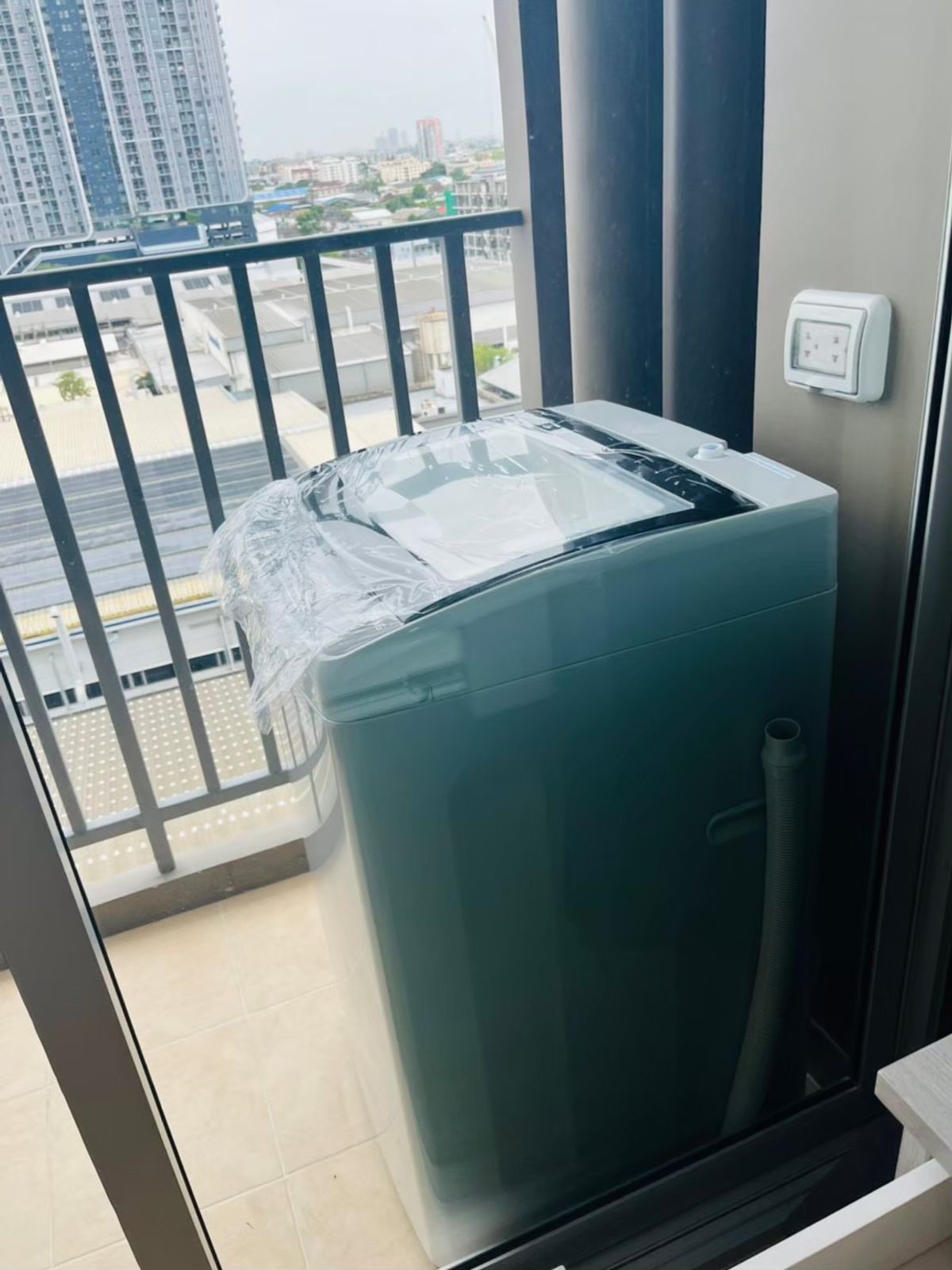 For RentCondoSamut Prakan,Samrong : Near BTS Pu Chao station