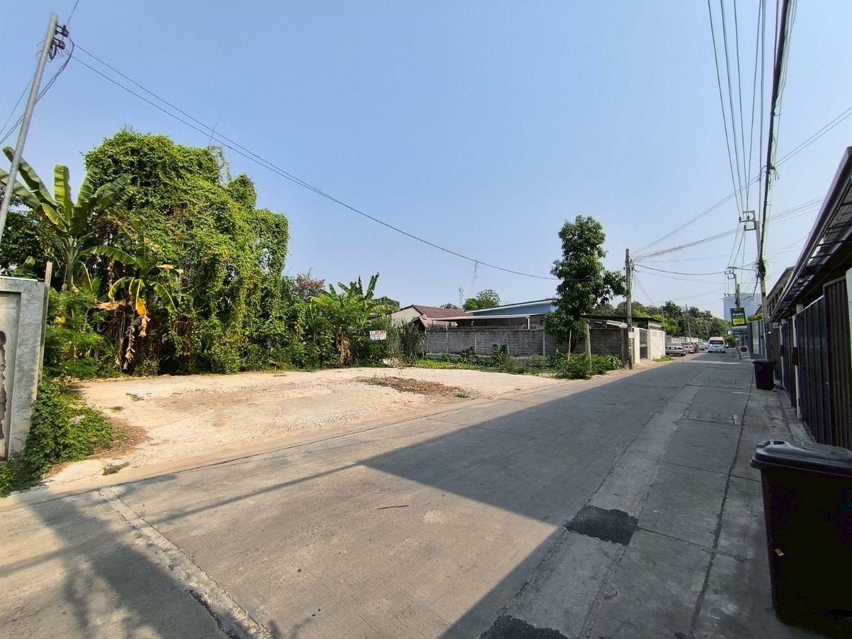 ขายที่ดินนนทบุรี บางใหญ่ บางบัวทอง : ที่ดินเปล่า ถมแล้ว ทำเลทอง ซ.กรุงเทพนนท์ 12 แยก 26 ใกล้บิ๊กซี ติวานนท์ ถนน ติวานนท์ ต.บางเขน อ.เมือง จ.นนทบุรี