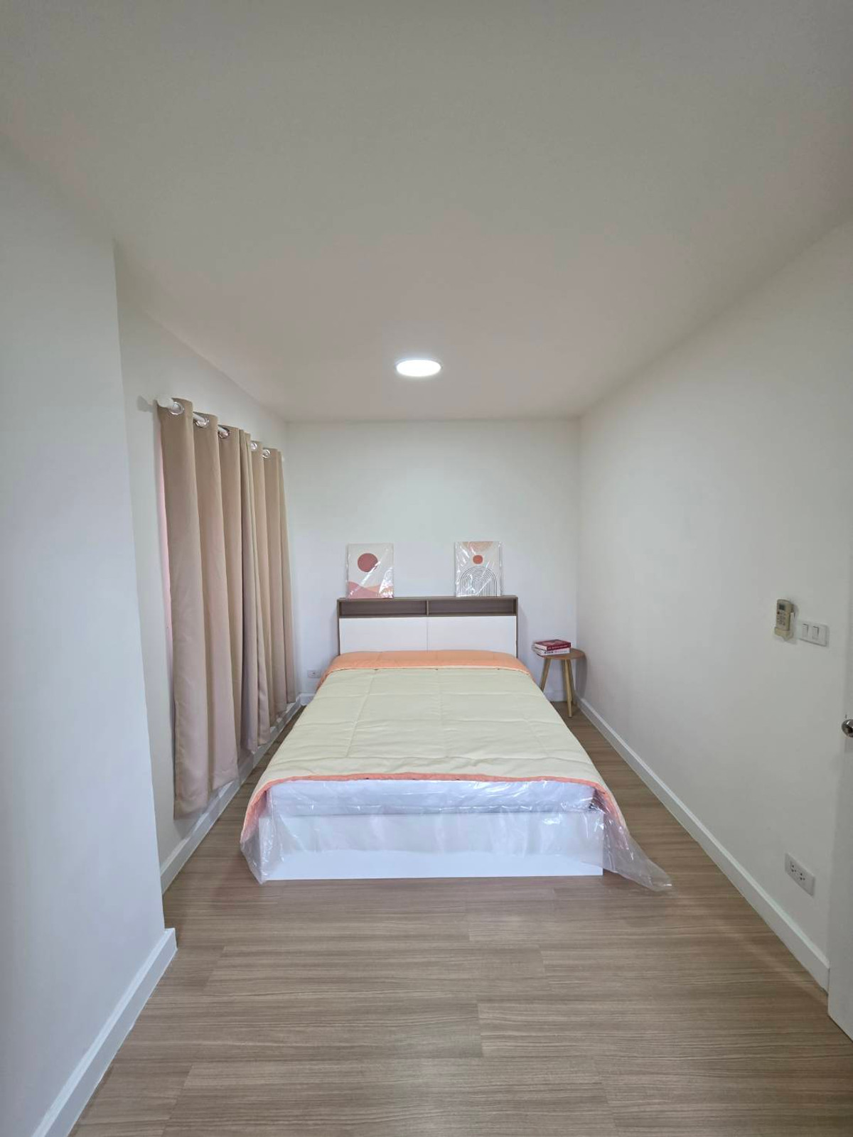 For RentTownhomeRama 2, Bang Khun Thian : Rent a Townhome, Pruksa Ville 53/2 Sakae Ngam - Rama 2, near Lotus Rama 2, just 5 minutes.