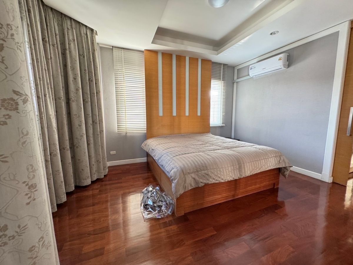 บ้านมีนบุรี-ร่มเกล้า : 📢👇ขายพร้อมผู้เช่า สัญญาถึง มิถุนายน 2569
 บ้านเดี่ยวสุดหรู พร้อมสระว่ายน้ำส่วนตัว ใกล้ ม.สแตมฟอร์ด และโรงเรียนนานาชาติหลายแห่ง 