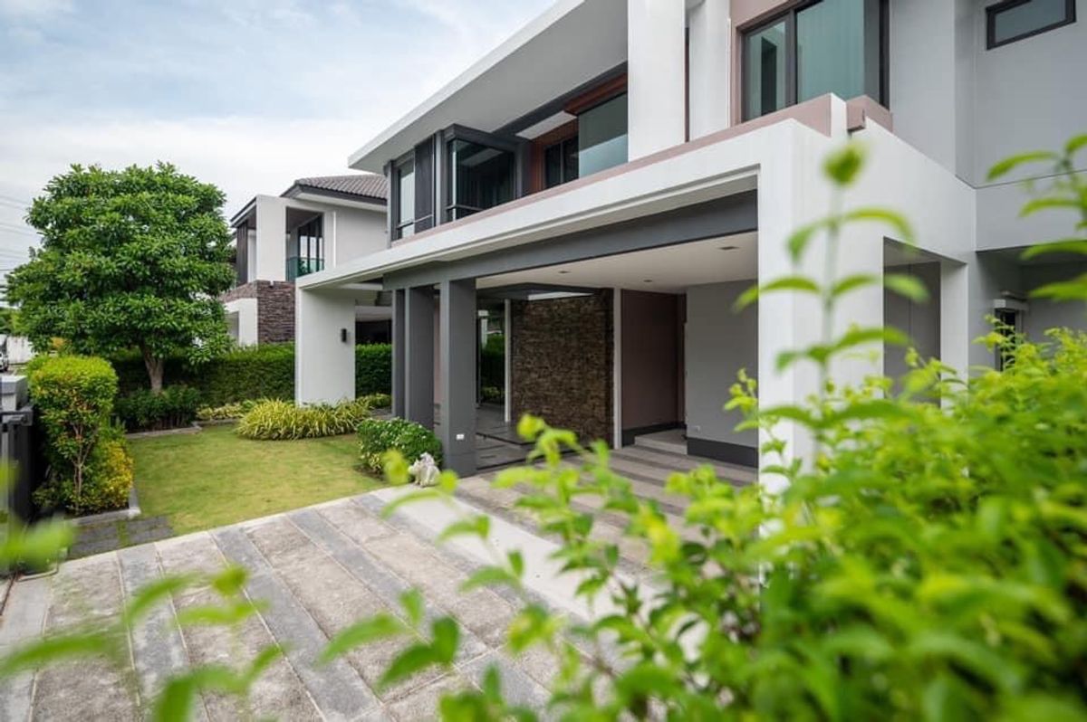 For RentHouseLadkrabang, Suwannaphum Airport : ⭐️ House For [ Rent ] [The Grand Bangna-Wongwaen] Luxury House with 2 storeys, Near Mega Bangna, Fully furnished - New Modern Japanese Style ONLY 98,000!!!