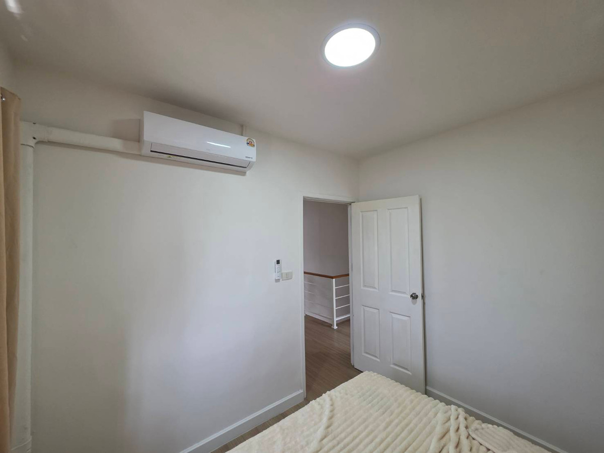 For RentTownhomeRama 2, Bang Khun Thian : Rent a Townhome, Pruksa Ville 53/2 Sakae Ngam - Rama 2, near Lotus Rama 2, just 5 minutes.