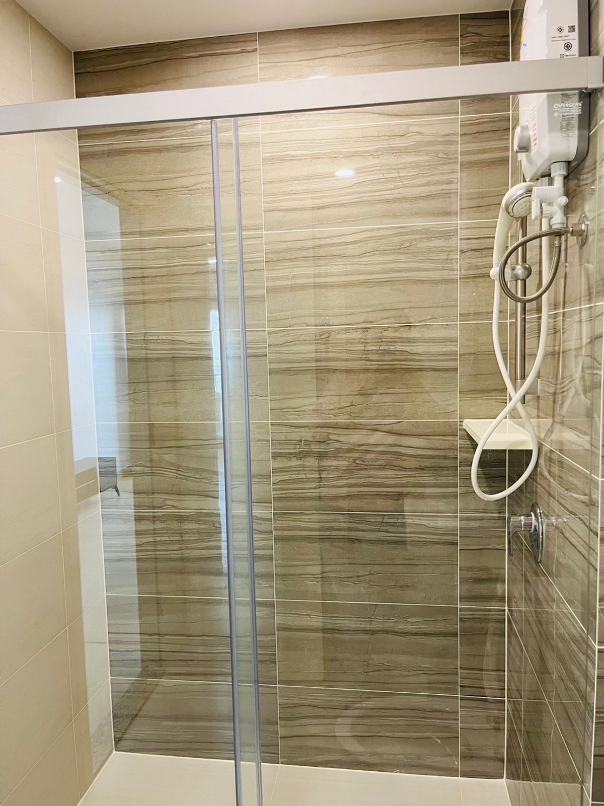 For RentCondoSamut Prakan,Samrong : Near BTS Pu Chao station