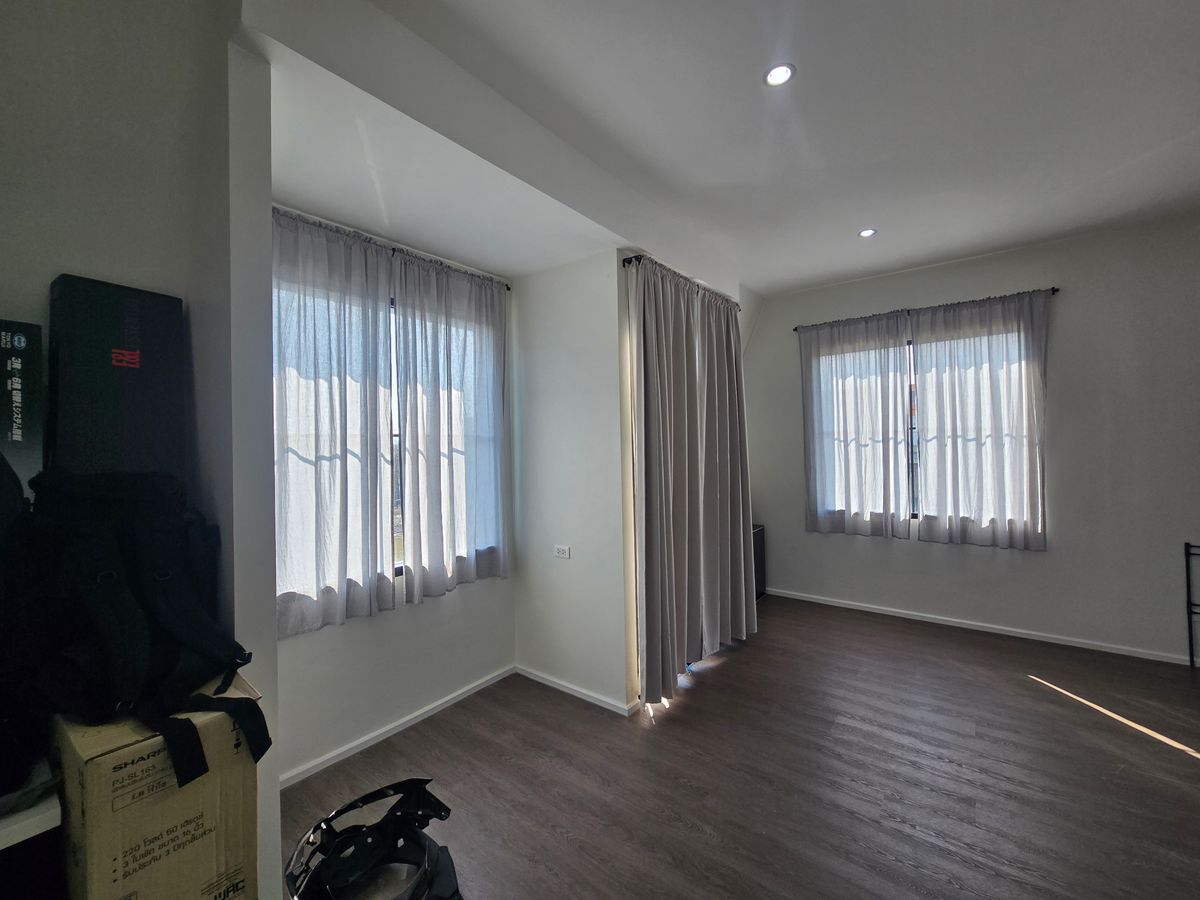 For SaleTownhomeBangna, Bearing, Lasalle : K-6339 Sold! Townhome Greatier Town Bangna - Theparak, empty house, corner